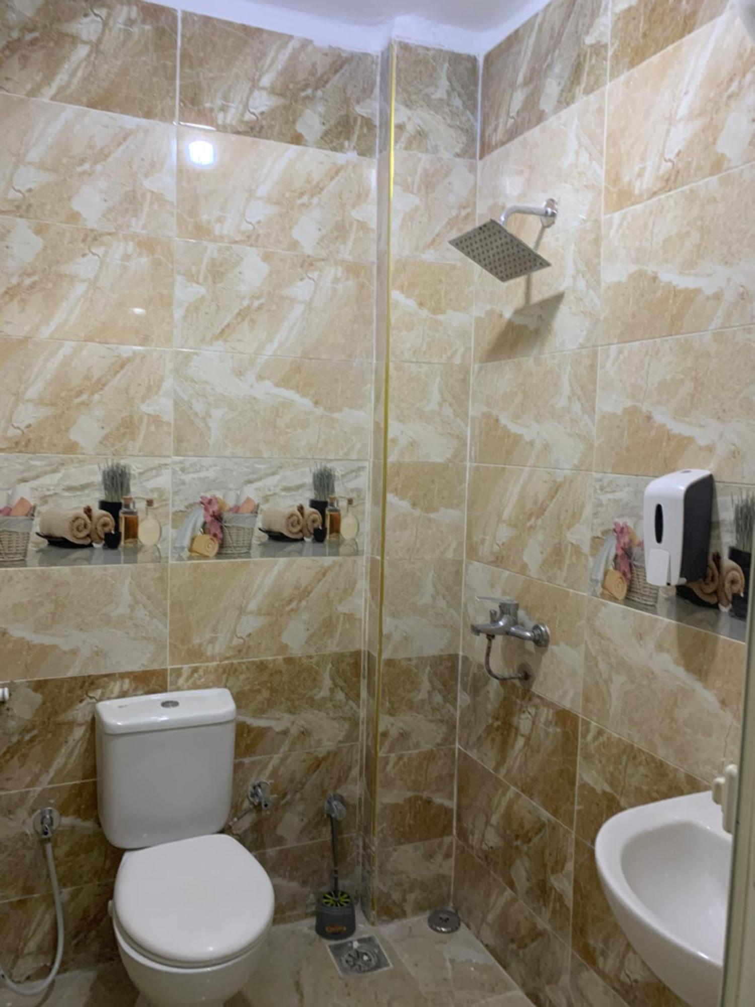 Abo Stait - Pyramid View Homestay Kafret el-Gabal Exterior foto